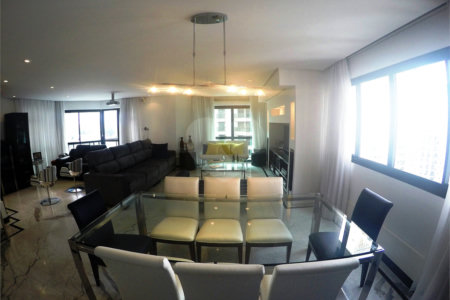 Apartamento 215m² no Anália Franco - 3 suítes