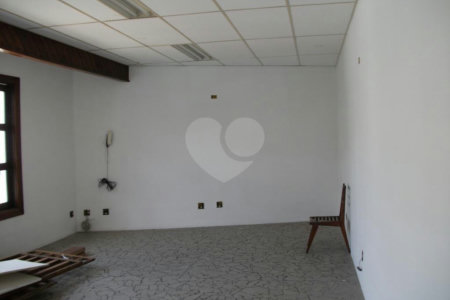 Excelente Sobrado à venda no Klabin -370 m2 construídos c/piscina - 3 Quartos/ 1 Suíte/10 Vagas