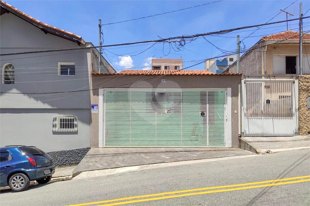 Casa à Venda em São Caetano do Sul com 188 m², 2 Vagas e Churrasqueira.