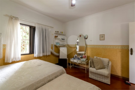 Sobrado à venda com 3 quartos, sendo 1 suíte, em Jardim Prudência, São Paulo, SP