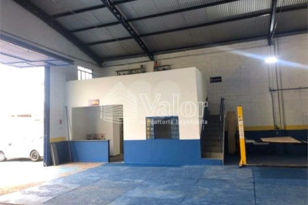 Casa comercial 891,00 m²
