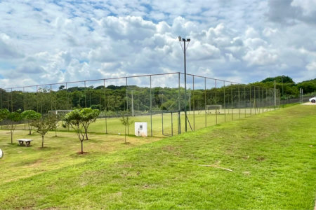 Lote à Venda – Condomínio Recanto do Sabiá