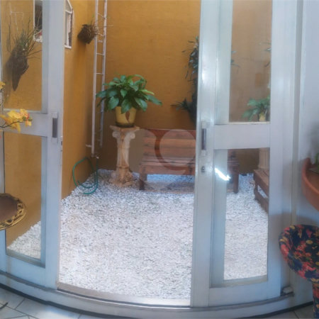 Linda casa com 3 suítes a venda na Vila Pasti em Louveira