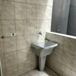 São Paulo - Capital - Bairro Santa Cruz - R4 495.000,00 - Aceita permuta por imóvel na cidade de Indaiatuba- Sp - Sobrado em rua residencial sem saída e com praça particular. O imóvel possui 2 quartos — 1 suíte com dois ambientes e acesso a hall externo. Sala ampla, cozinha com dois ambientes