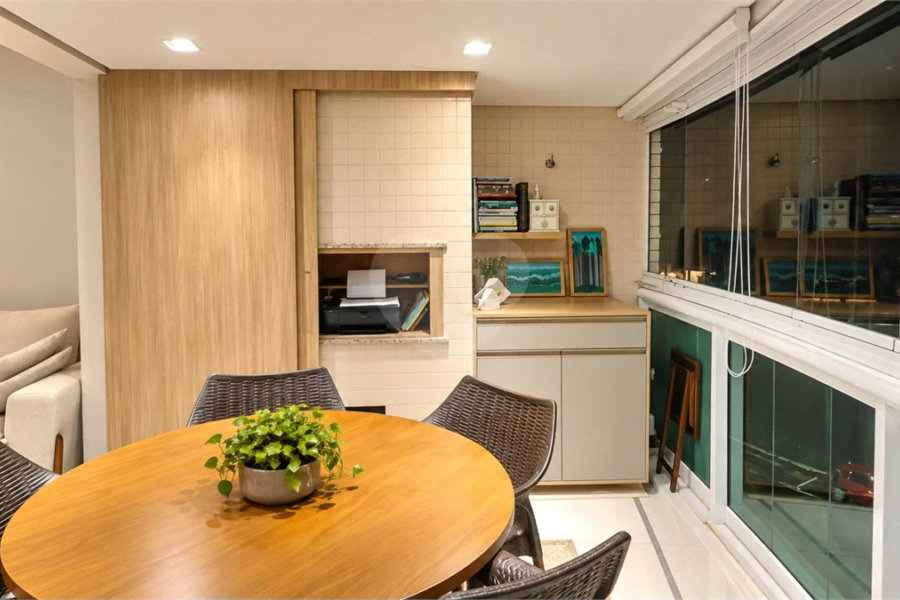 Apartamento à venda com 3 quartos, sendo 1 suíte, em Riviera de São Lourenço, Bertioga, SP