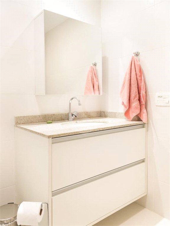 Excelente apartamento de 35m², mobiliado e com vaga, na Consolação