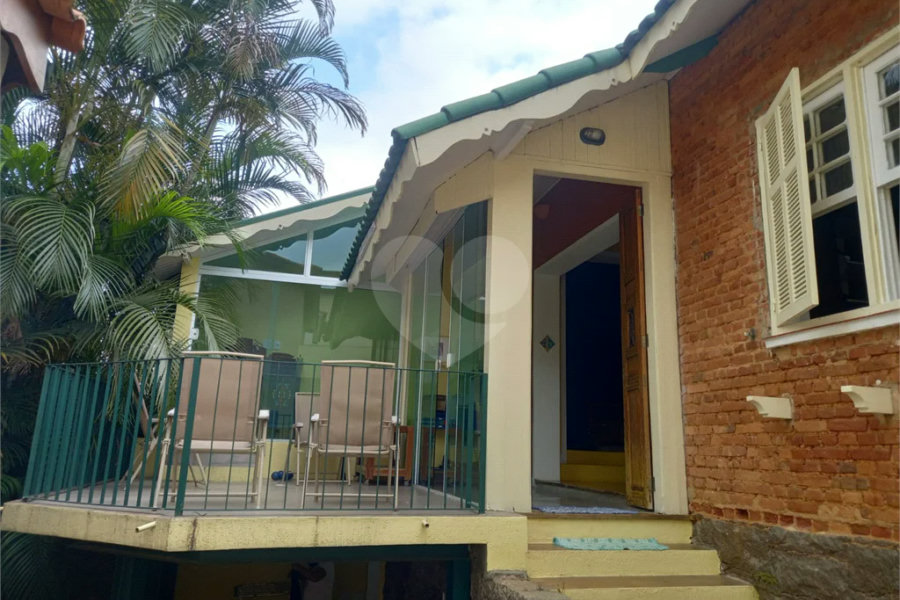 Casa com vista para a Serra