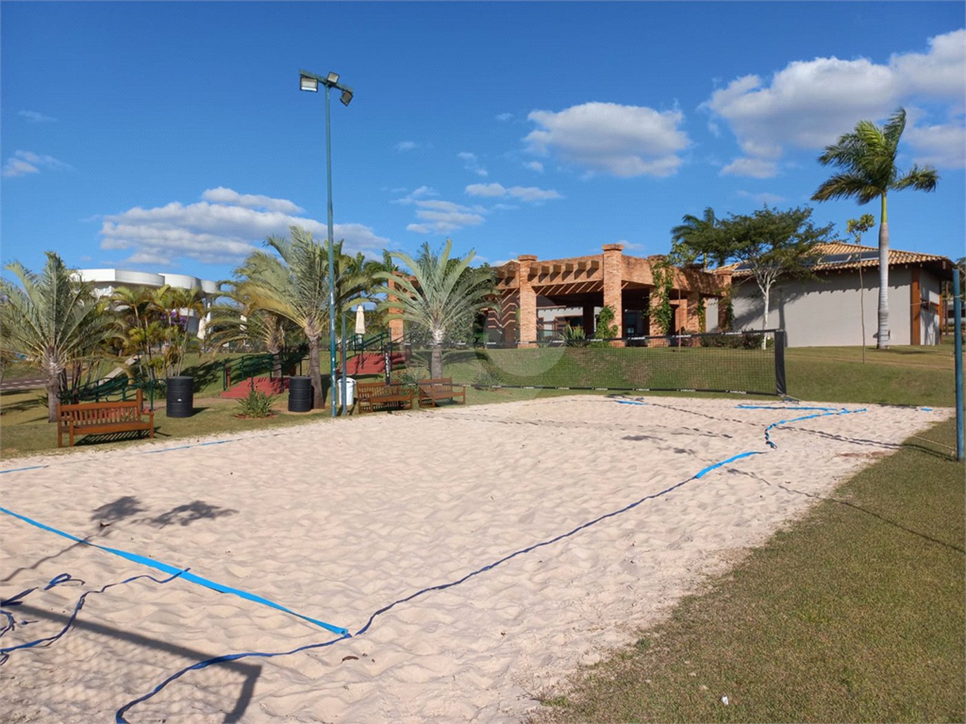 Terreno para venda no condomínio de alto padrão Damha Golf