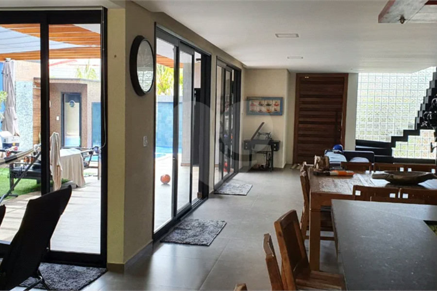 Casa à venda com 4 suítes em Boracéia, São Sebastião, SP