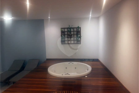 Apartamento em excelente localização na Av. Ipiranga Centro de São Paulo