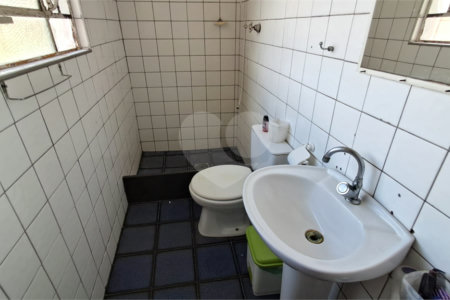 Sobrado à venda | 740 m² | 5 dormitórios (1 suíte) no Bom Retiro!