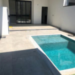 Indaiatuba - Condominio Jardins di Roma - Venda -Locação 0 R$ 10.000,00 mais encargos - condominio - R$ 650,00 - IPTU - R$ 230,00 - Terreno 300ms - construido 170 metros quadrados - Terrea - 3 quartos, uma suíte e uma demi suite , 4 banheiros , piscina - Preparado para água quente até a piscina!!