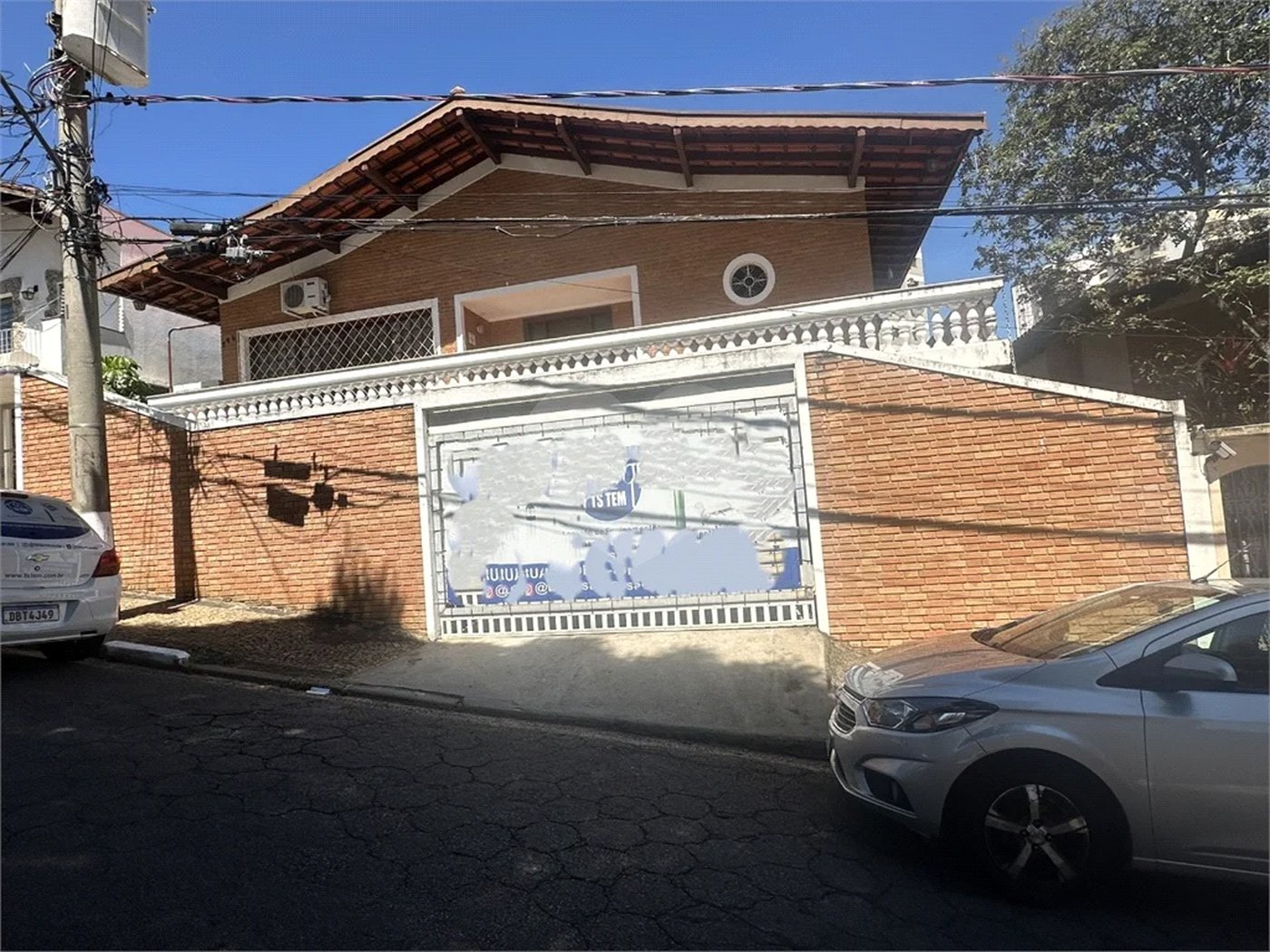 Casa à venda com 4 quartos, sendo 1 suíte,  no Centro, Vinhedo, SP