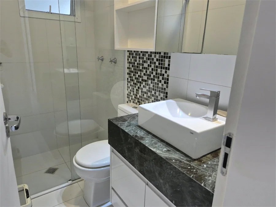 Oportunidade na Vila Leopoldina! Imóvel de 69m2, com 3 dorm., sendo 1 suíte, 2 banheiros, sala, cozinha e 2 vagas. Com ar condicionado em 2 dorm.