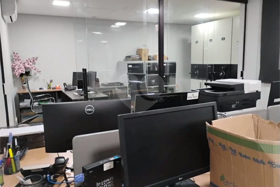 Excelente sobrado/prédio comercial próximo ao Aeroporto de Congonhas!
