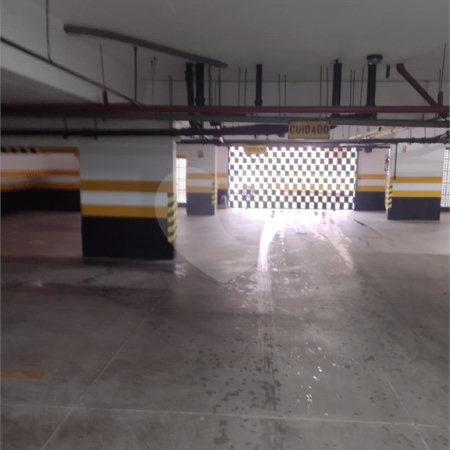 Apartamento no Edificio Jatiúca á venda.