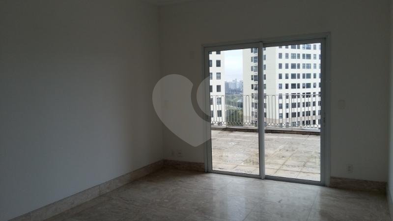 Apartamento à venda com 4 suítes em Panamby, São Paulo, SP