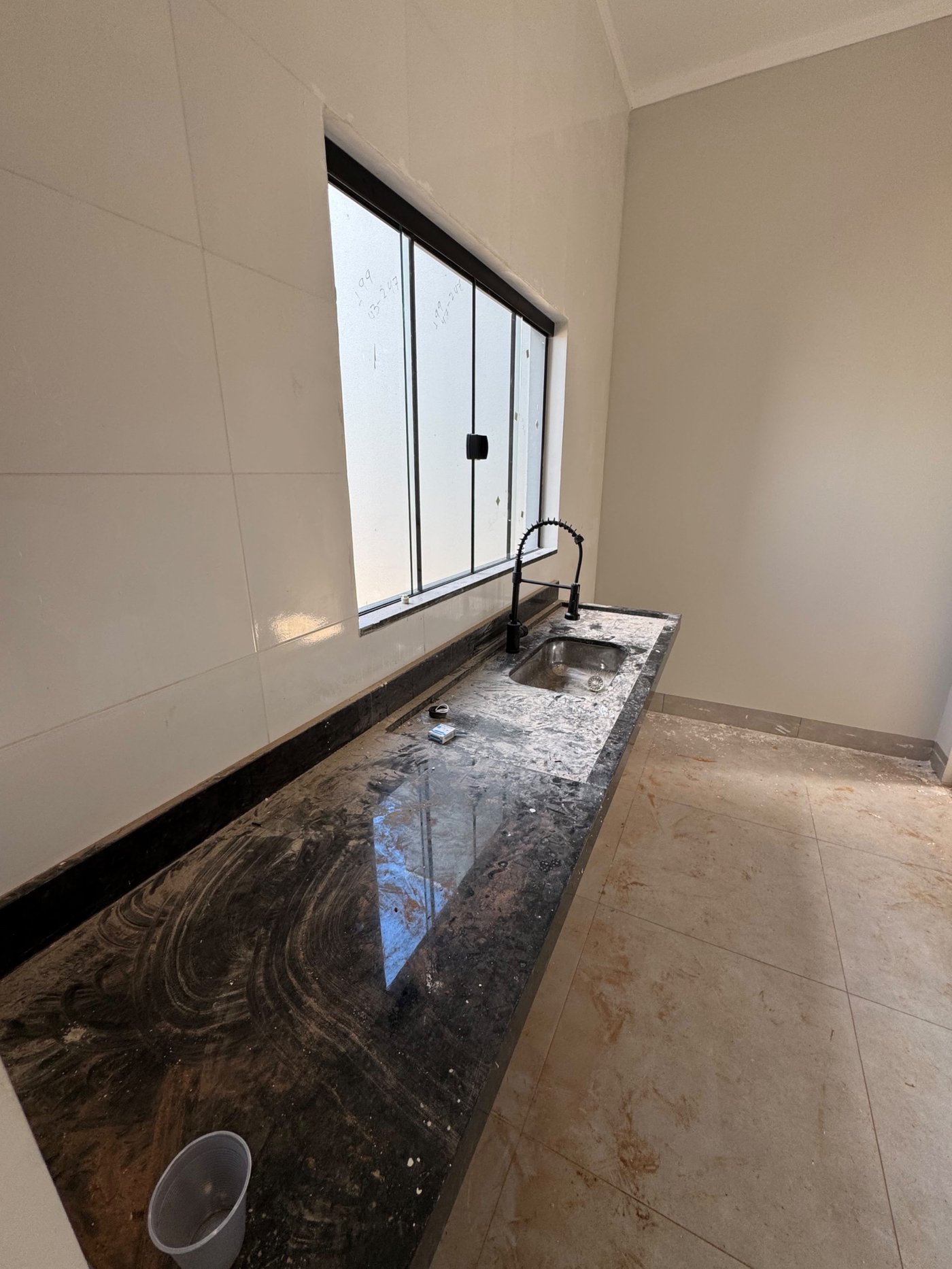 Casa à venda com 2 quartos, sendo 1 suíte,  em Jardim Bela Vista, Três Lagoas, MS