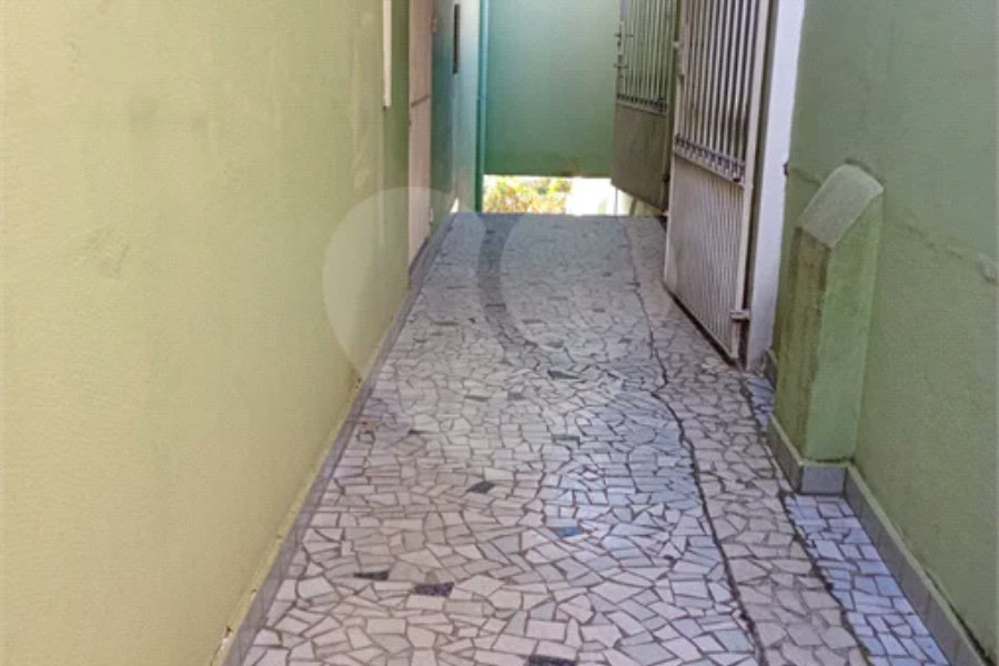 Casa térrea com Edícula à Venda Vila Maria Eugenia São Paulo - SP