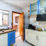 Sobrado à venda no Ipiranga de 140m² com 4 suítes e 3 vagas.