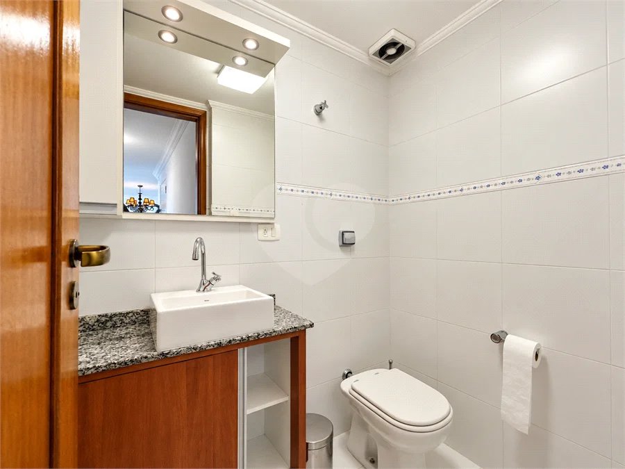 Apartamento com 3 dormitórios sendo 1 suíte à venda em Higienópolis, São Paulo - SP