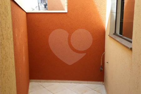 Sobrado à Venda com 100m²- Bosque da Saúde