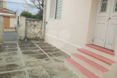 Casa térrea a venda no centro de São Carlos com 3 quartos