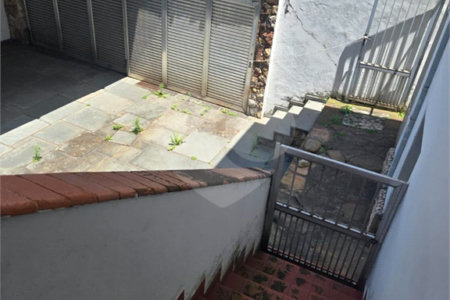 Casa com 244m² , 2 dormitórios , 3 vagas , à venda no Bosque da Saúde.