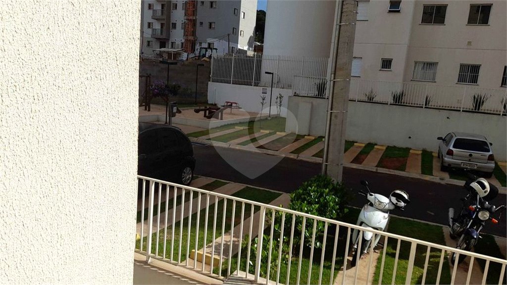 Apartamento no Condomínio Parque dos Manacás