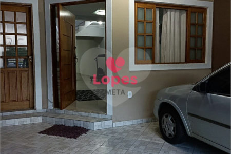 CASA À VENDA RESIDENCIAL ANA MARIA 192m², 3 DORMITORIOS, 1 SUITE, 2 VAGAS DSÃO JOSÉ DOS CAMPOS/SP