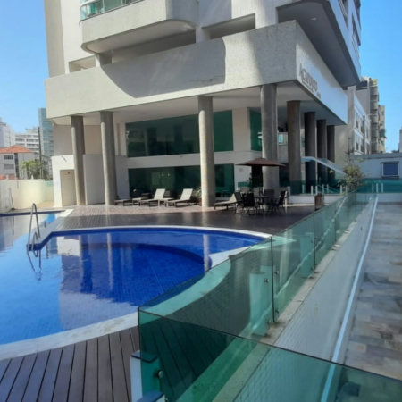 🏖️ BELO APARTAMENTO NO CORAÇÃO DA VILA CAIÇARA – PERTINHO DA PRAIA!