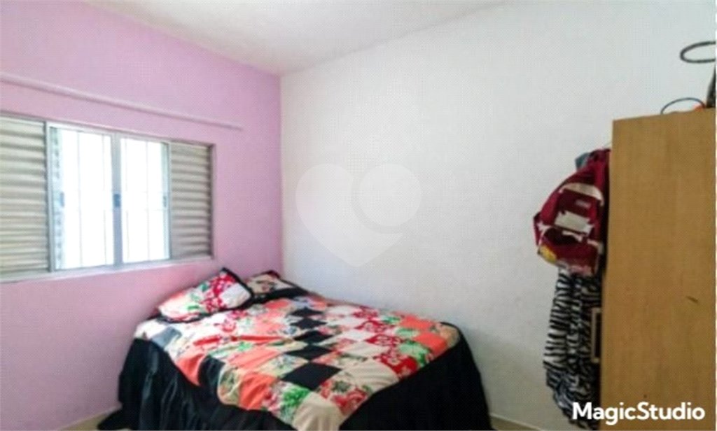 Casa com 200m² , 4 dormitórios , sendo 3 suítes , 2 vagas , à venda no Jabaquara.