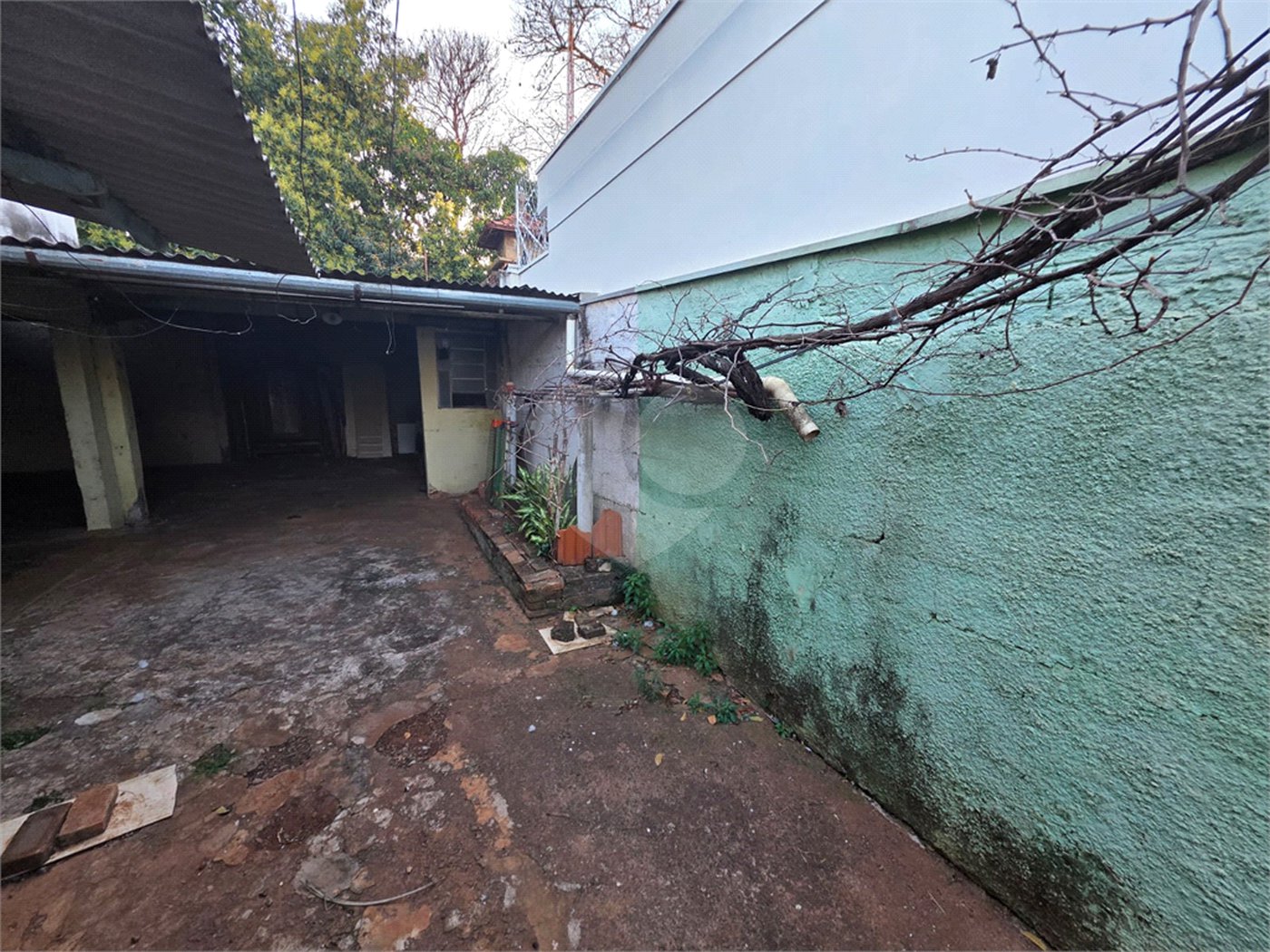 Casa para reforma terreno de 300 m²