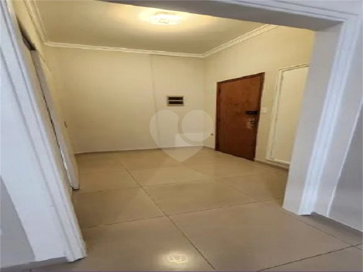 Apartamento à venda no bairro Barra Funda.