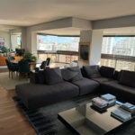 Apartamento 193m² locação no Paraíso, 3 suites, escritório, varanda, reformado, mobiliado, 4 vagas