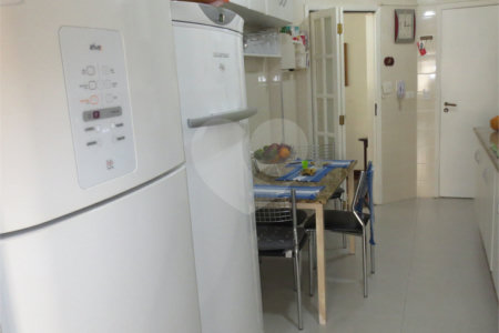 Apto à venda na Chácara Inglesa c/134m2 - 4 Quartos/1 Suíte /2 Vagas -Estuda Permuta