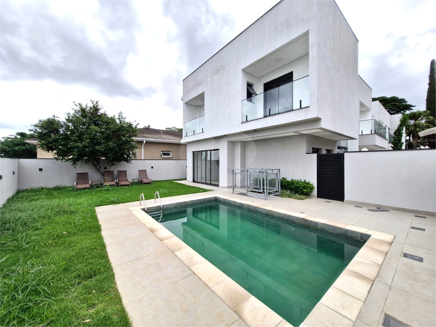 Casa à venda com 4 suítes no condomínio Belvedere Prudência, São Paulo - SP