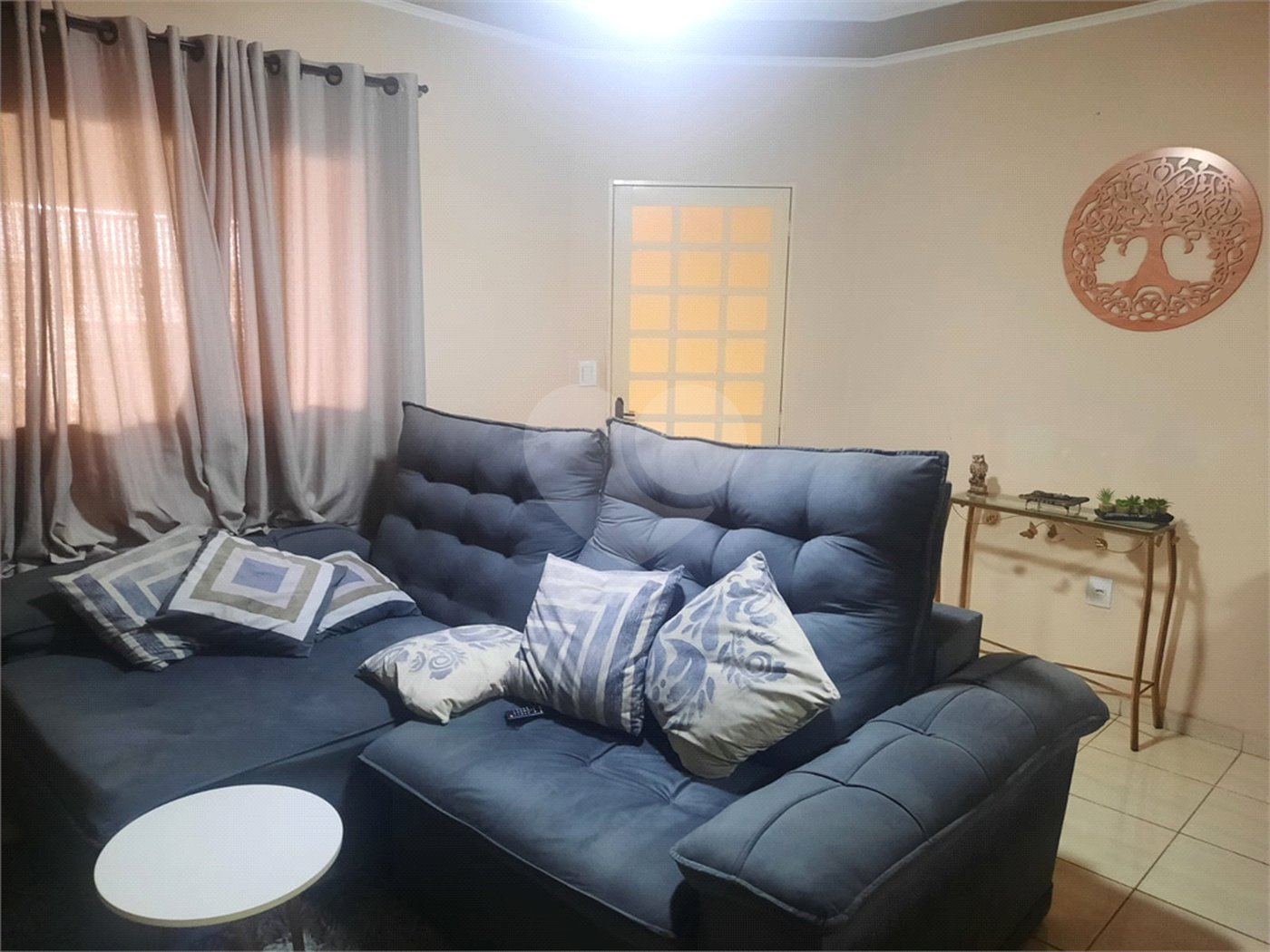 Ótima Oportunidade: Casa com Área de Lazer e Garagem para Dois Carros