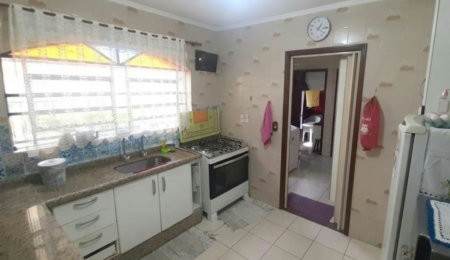 Sobrado à venda com 3 quartos, sendo 1 suíte, em Jardim Sarah, São Paulo - SP