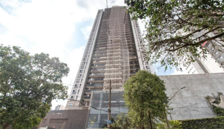 Apartamento à venda com 3 suítes em Vila Firmiano Pinto, São Paulo, SP