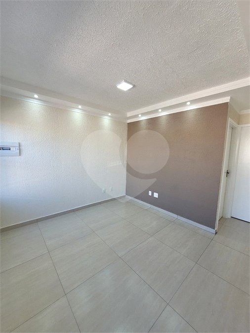 Seu Novo Lar Te Espera: Casa Aconchegante, Pronta para Morar e com 2 dormitórios e Amplo Quintal!
