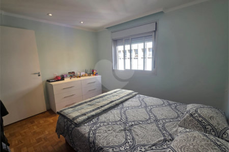Apartamento com 80m2 2 dormitórios a venda na Vila Mariana