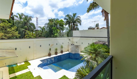 Casa à venda ou para alugar com 4 quartos, sendo 2 suítes,  em Planalto Paulista, São Paulo, SP