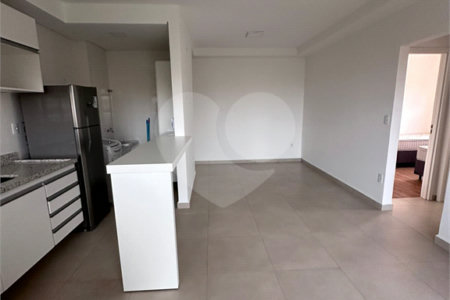 Apartamento Mobiliado de 2 Dormitórios com Suíte no Edifício Valentina Park Venda