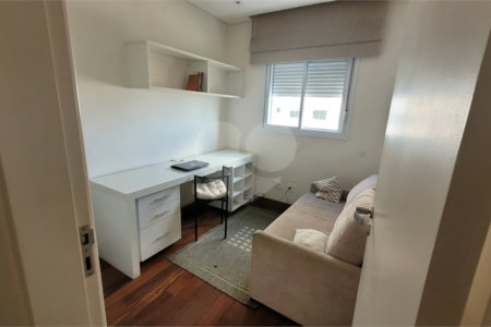 Apartamento à venda com 2 quartos, sendo 1 suíte, em Morumbi, São Paulo, SP