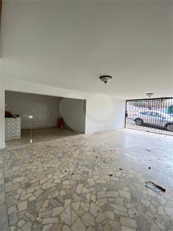 Sobrado comercial para alugar com 3 quartos no Centro de Piracicaba