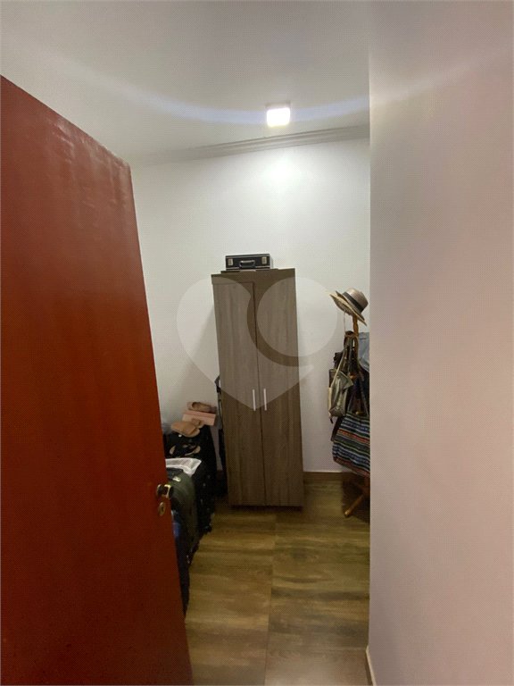 Sobrado para venda, com 3 dormitórios, sendo 1 suíte.