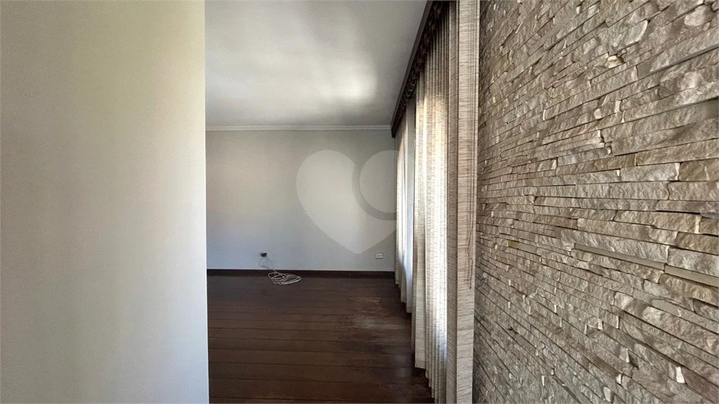 Venda Casa com 4 Dormitórios no Parque Santa Cecília