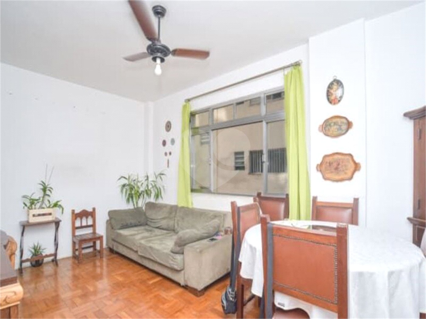 Apartamento de 2 quartos com garagem à venda na Vila Mariana