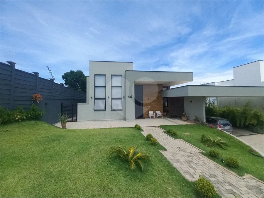Casa à venda no Condominio Terras de Santa Teresa, Itupeva-SP.